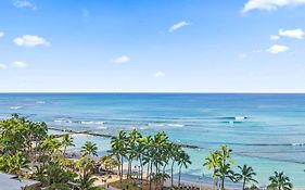 Luxury Oceanfront 2 Bedroom Apartment At Waikiki Beach Tower