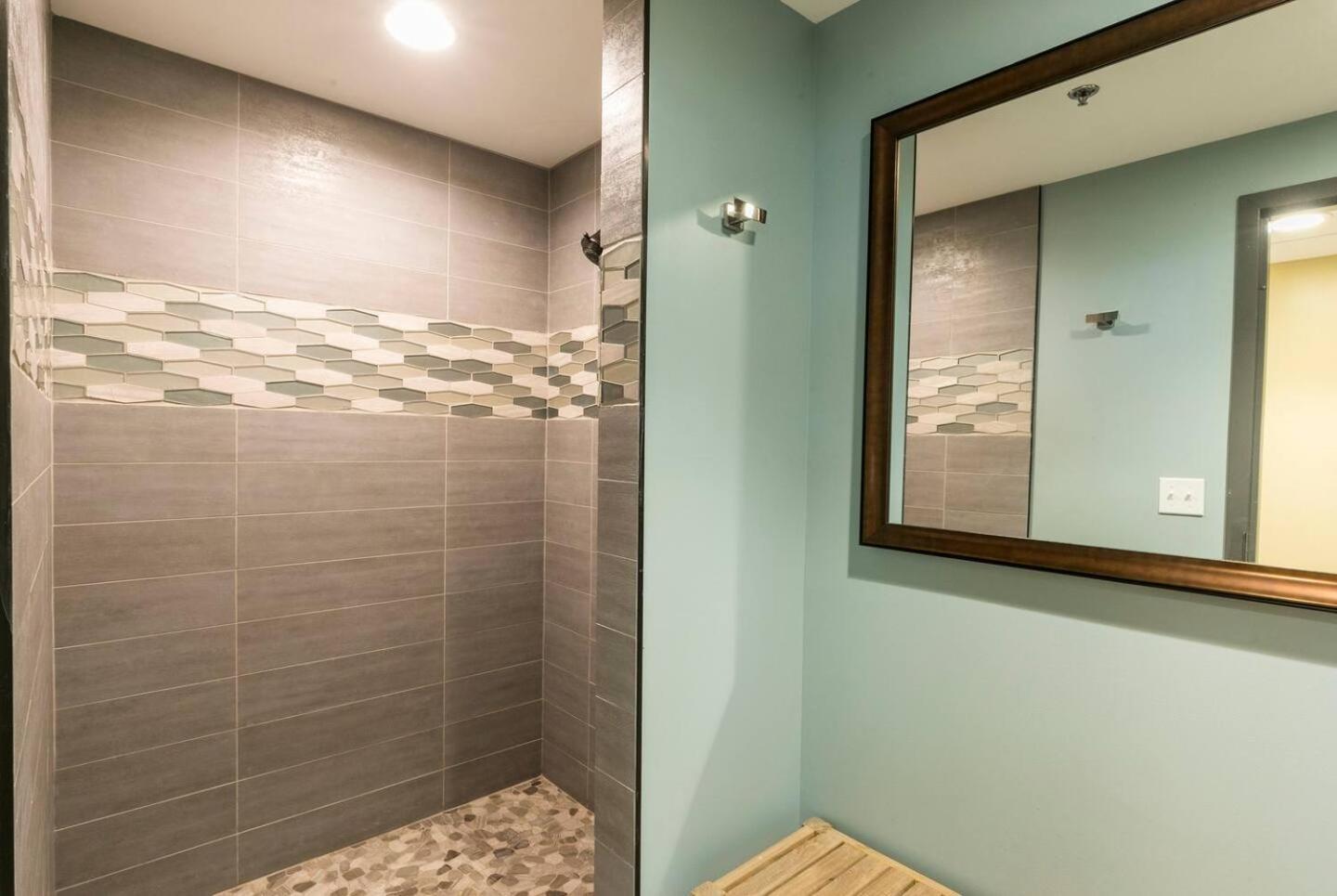 Luxury Oceanfront 2 Bedroom Apartment At Waikiki Beach Tower Honolulu Exterior photo