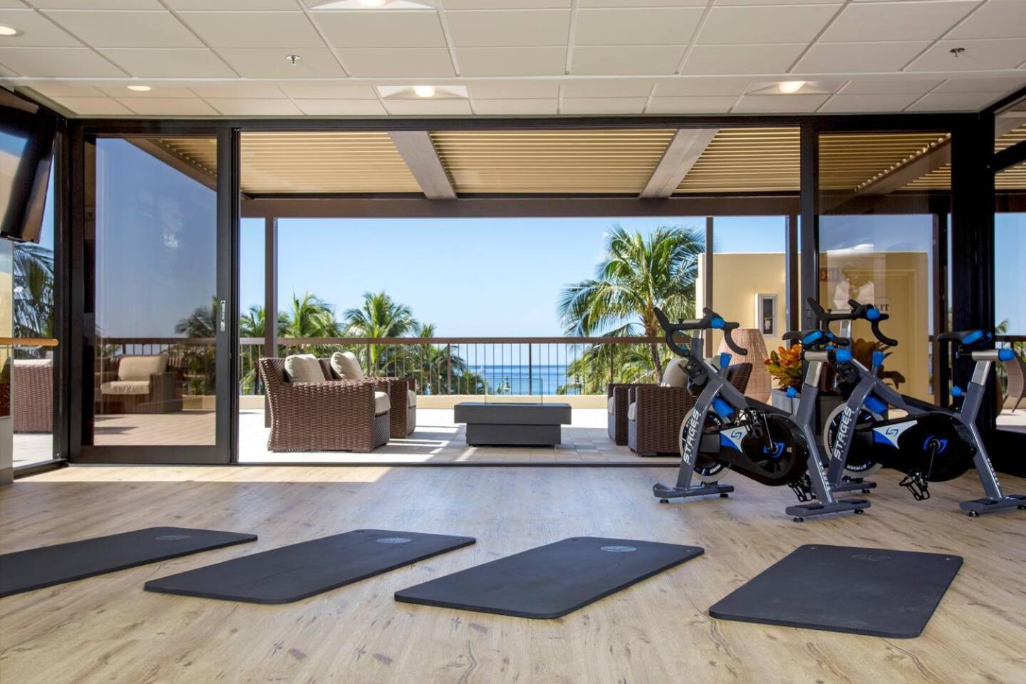 Luxury Oceanfront 2 Bedroom Apartment At Waikiki Beach Tower Honolulu Exterior photo