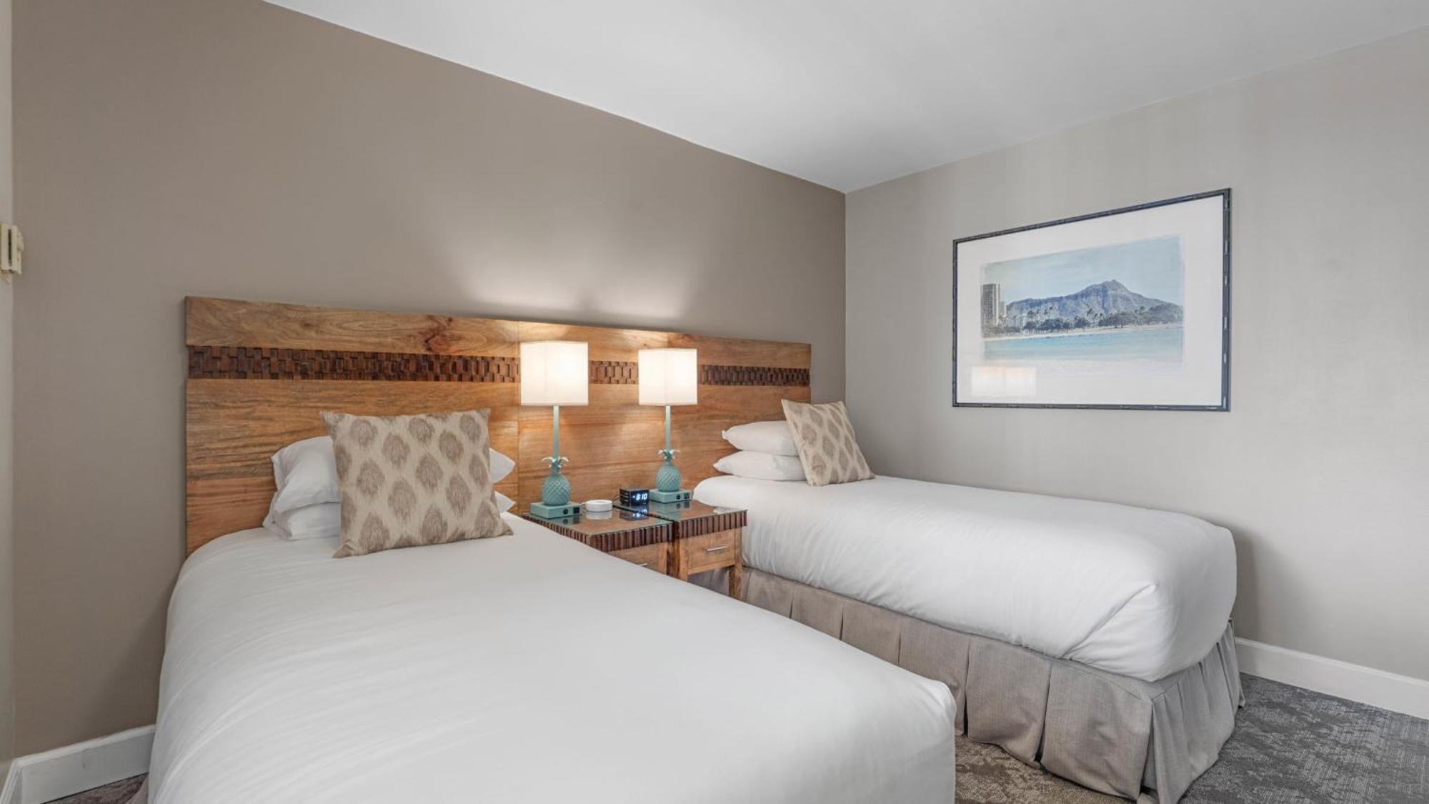 Luxury Oceanfront 2 Bedroom Apartment At Waikiki Beach Tower Honolulu Exterior photo